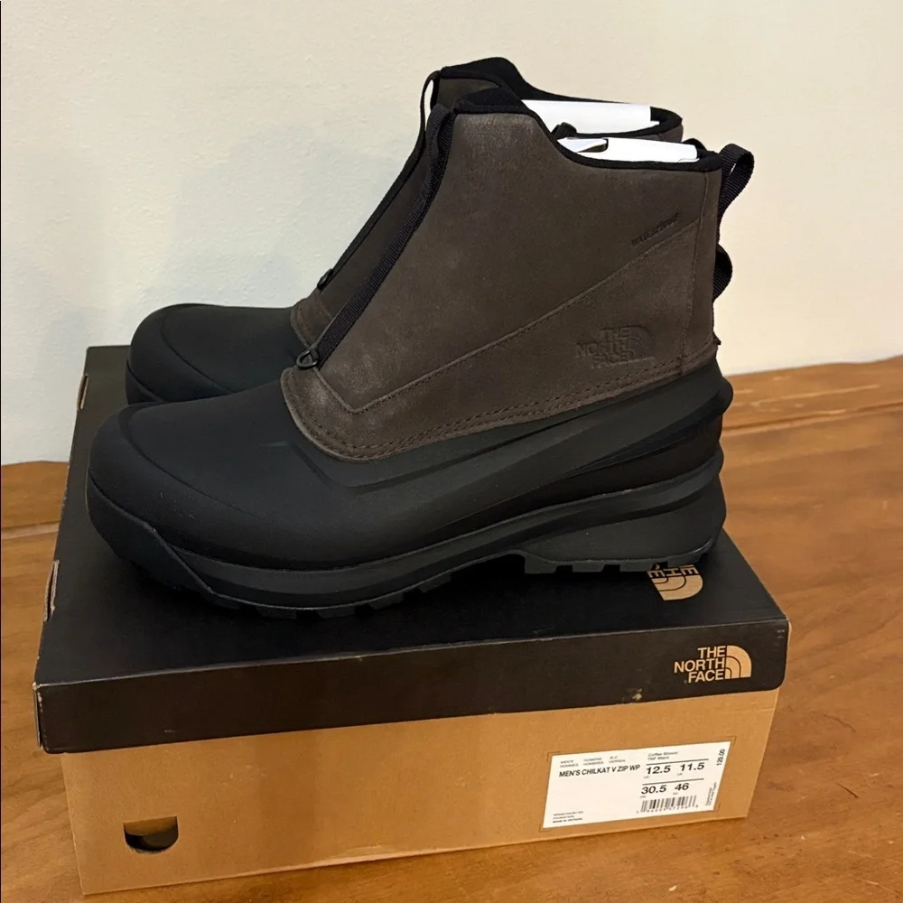 The North Face NWT Chilkat VZip Dark Brown and Black Snow Rain Boots Size 12.5